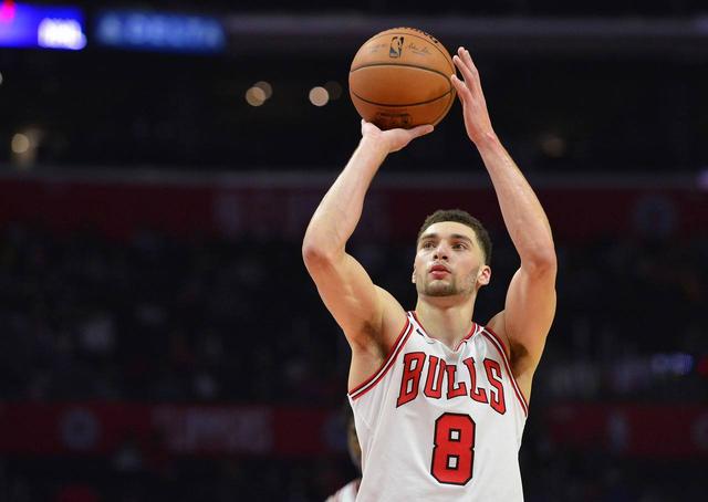  公牛扎克拉文左膝韧带撕裂将休战半年  